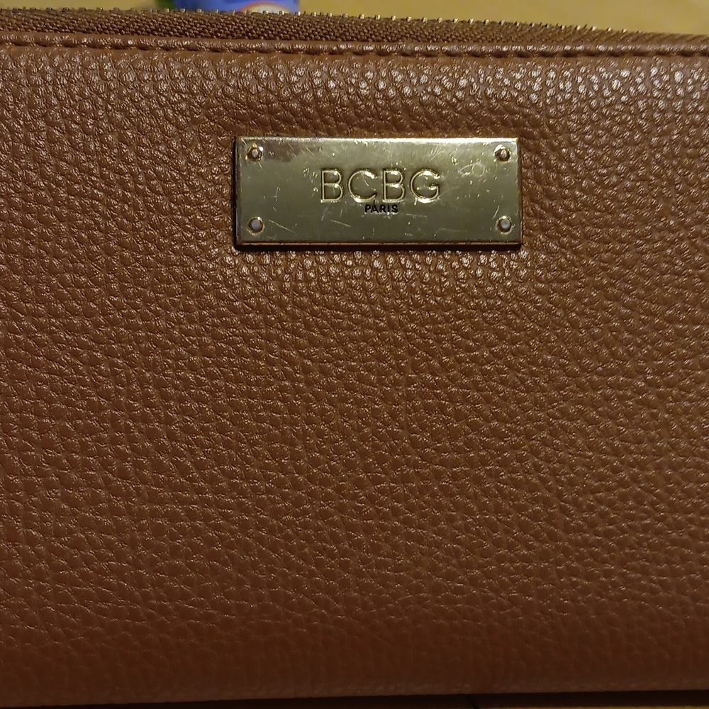 BCBG Paris Brown Pebbled Leather Long Wallet EUC 😍 - Picture 2 of 5